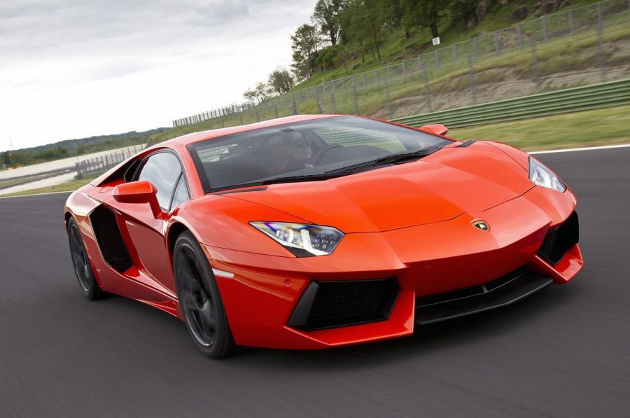 Lamborghini Aventador LP700-4 2011 года  (фото 144 из 204)